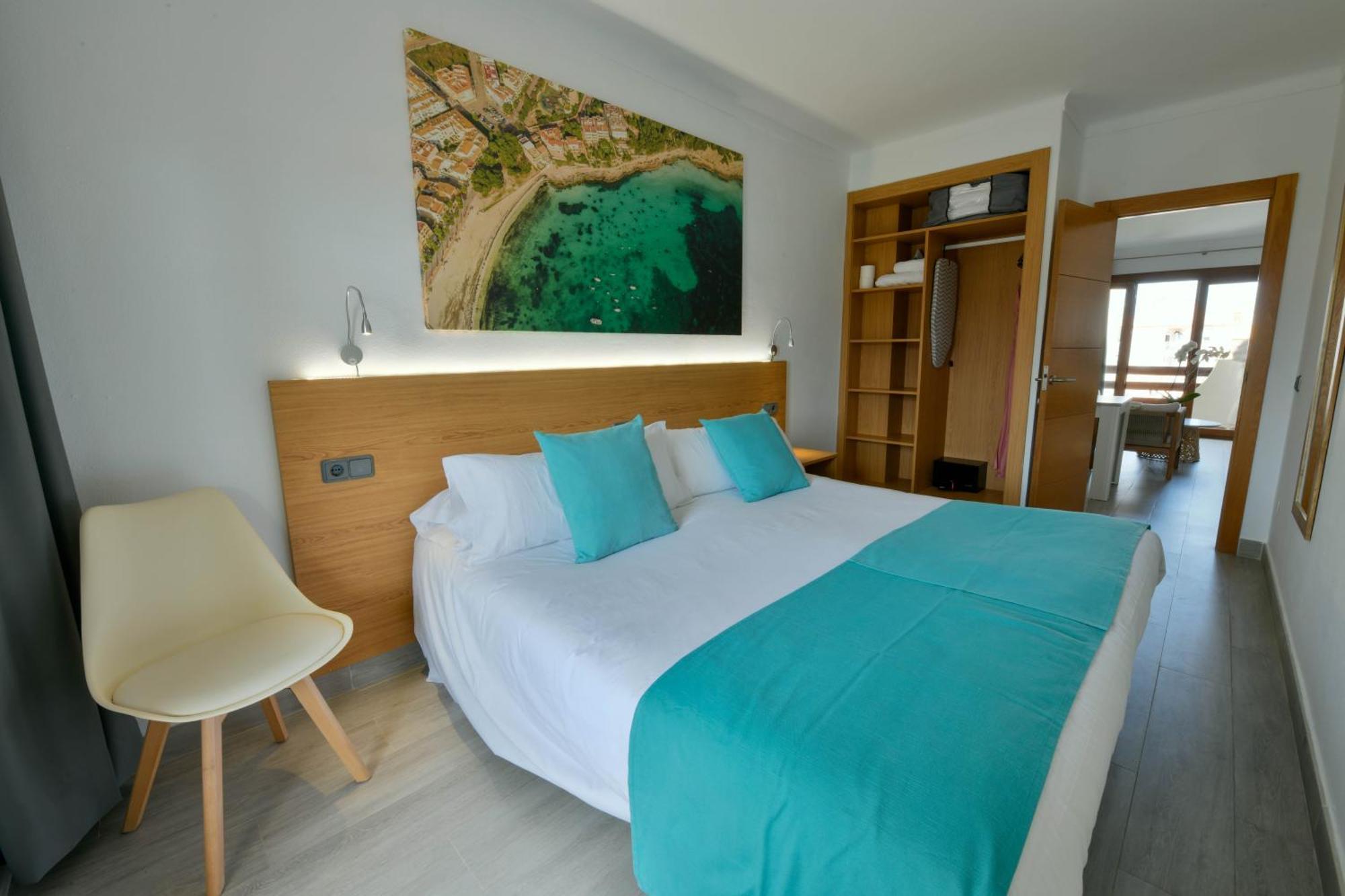Apartamentos Estanques 콜로니아 산트 호르디 외부 사진